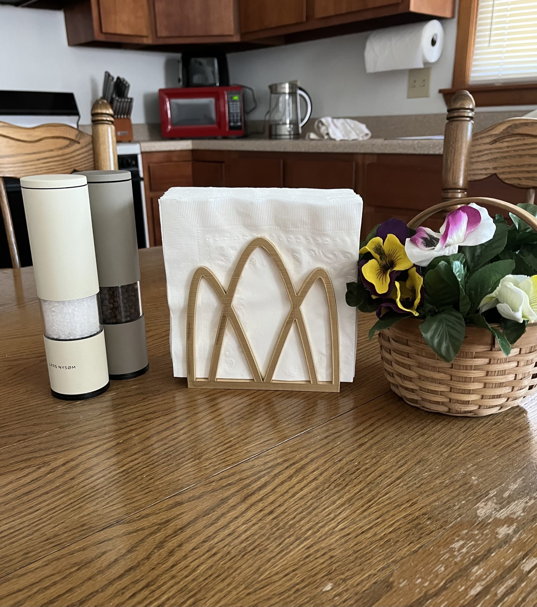 "Peçete Dostu: Katı Tasarım, Flopsuz Konfor - Model 6899805"