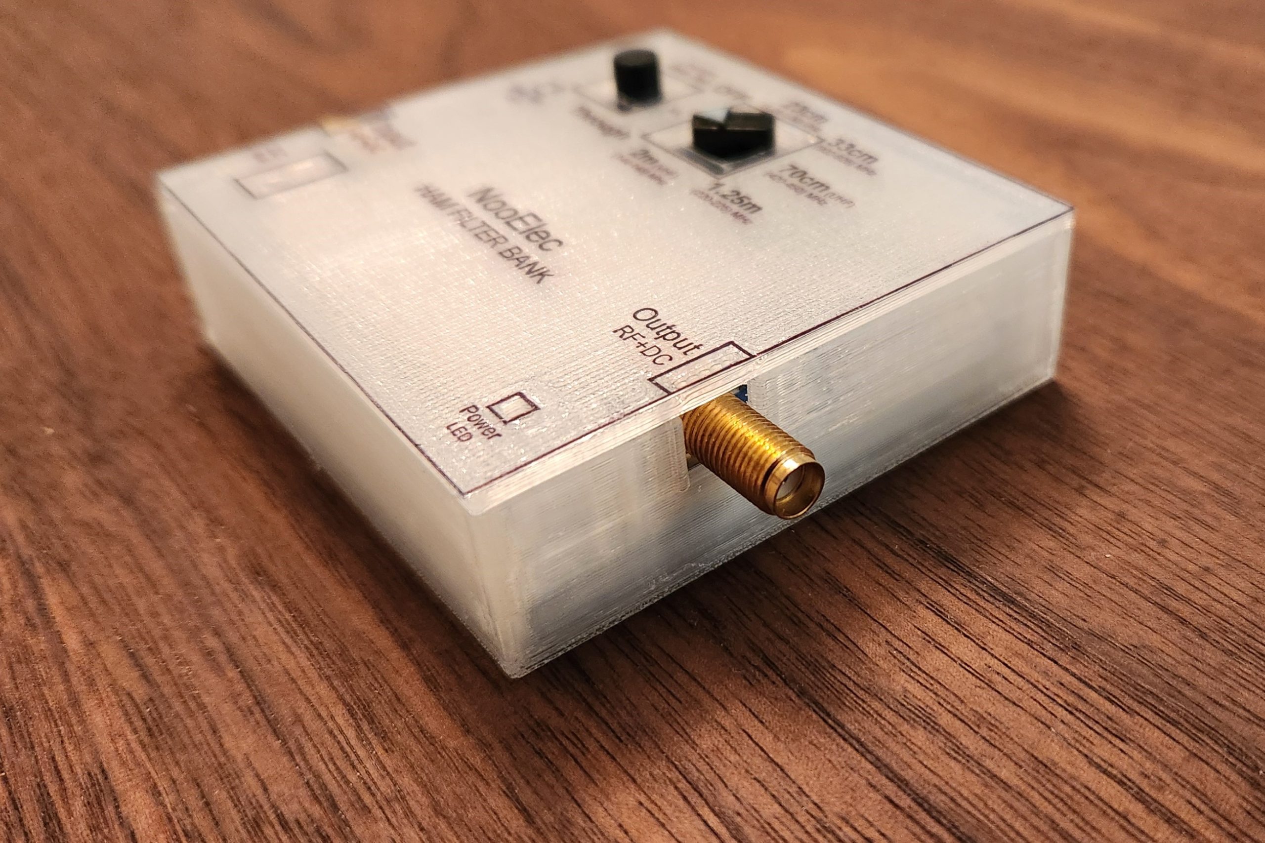 Nooelec'in Şıklığı: Ham Filtre Bankası Kılıfı - Model 6901563 ile Koruma ve Estetiği Bir Arada Yaşayın! - Görsel 2