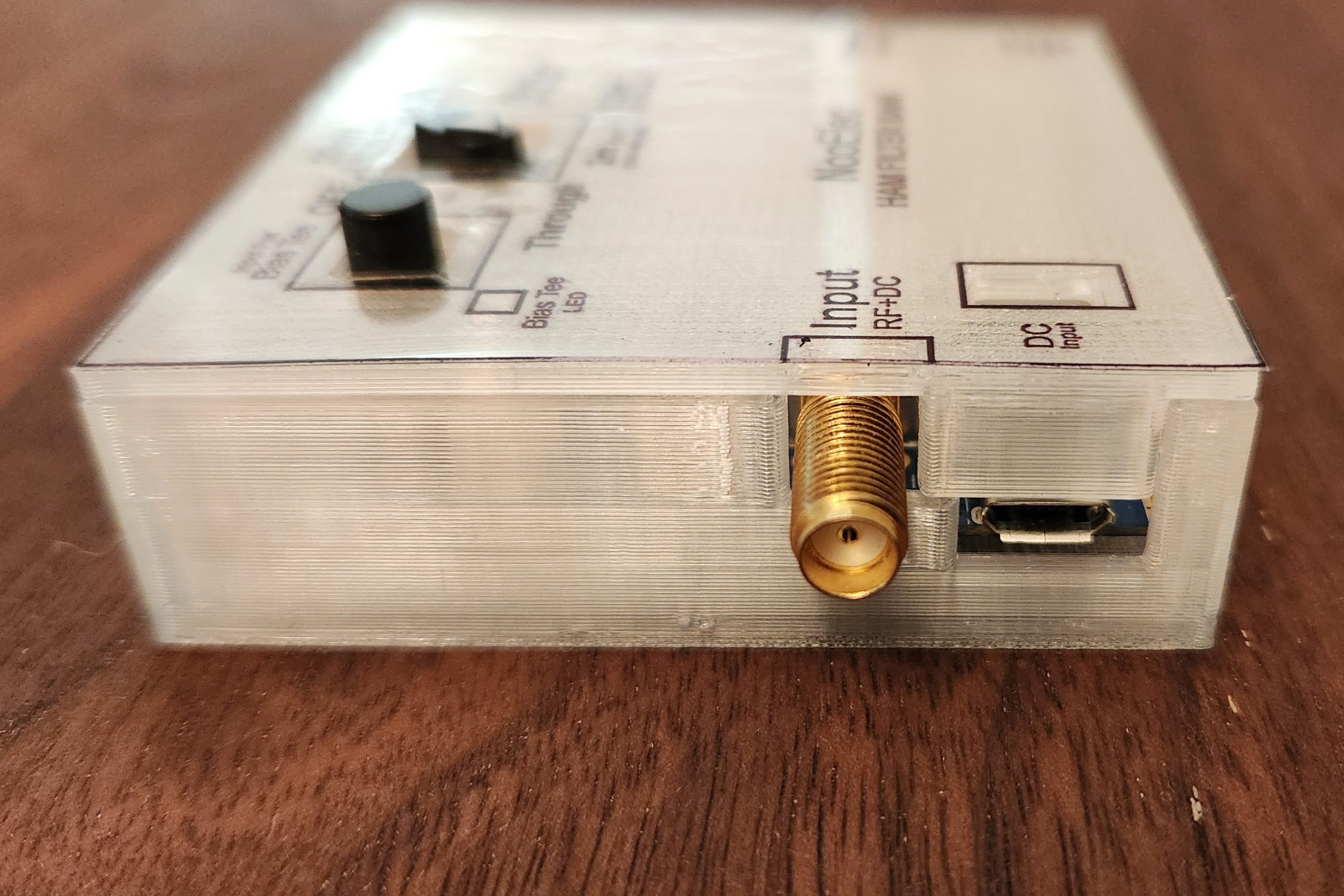 Nooelec'in Şıklığı: Ham Filtre Bankası Kılıfı - Model 6901563 ile Koruma ve Estetiği Bir Arada Yaşayın! - Görsel 3