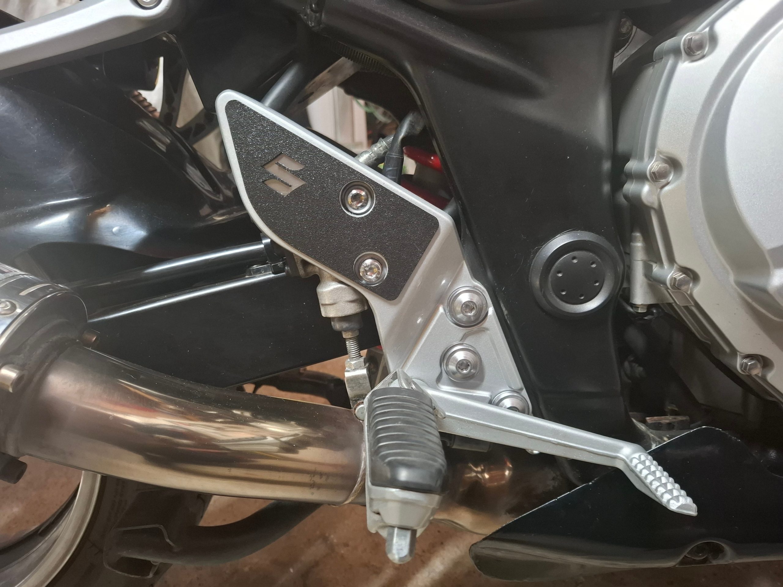 Suzuki GSF GSX-F 650 1250-6909290