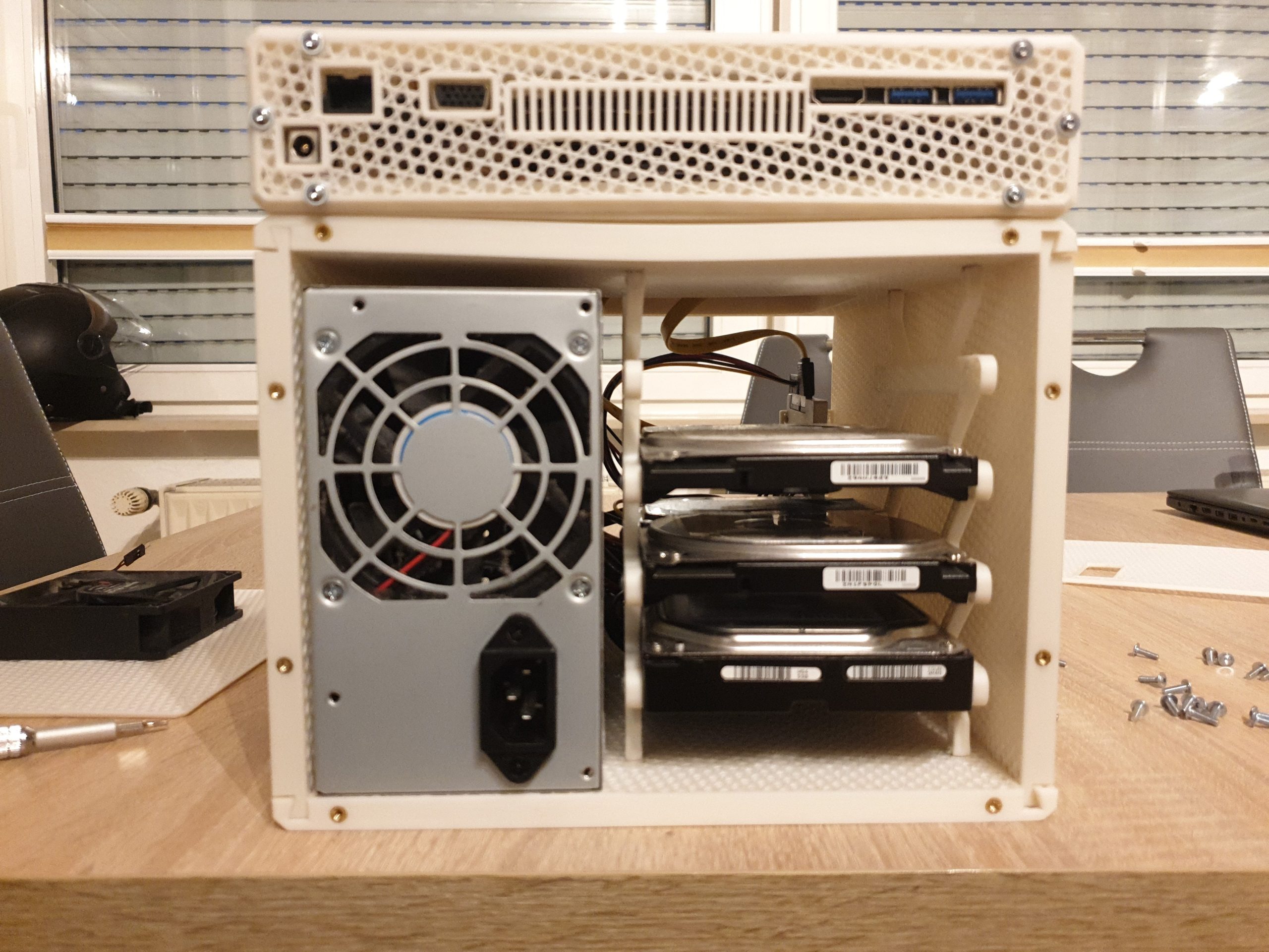 Eski bir dizüstü bilgisayardan sunucu - 6906956 - Görsel 3