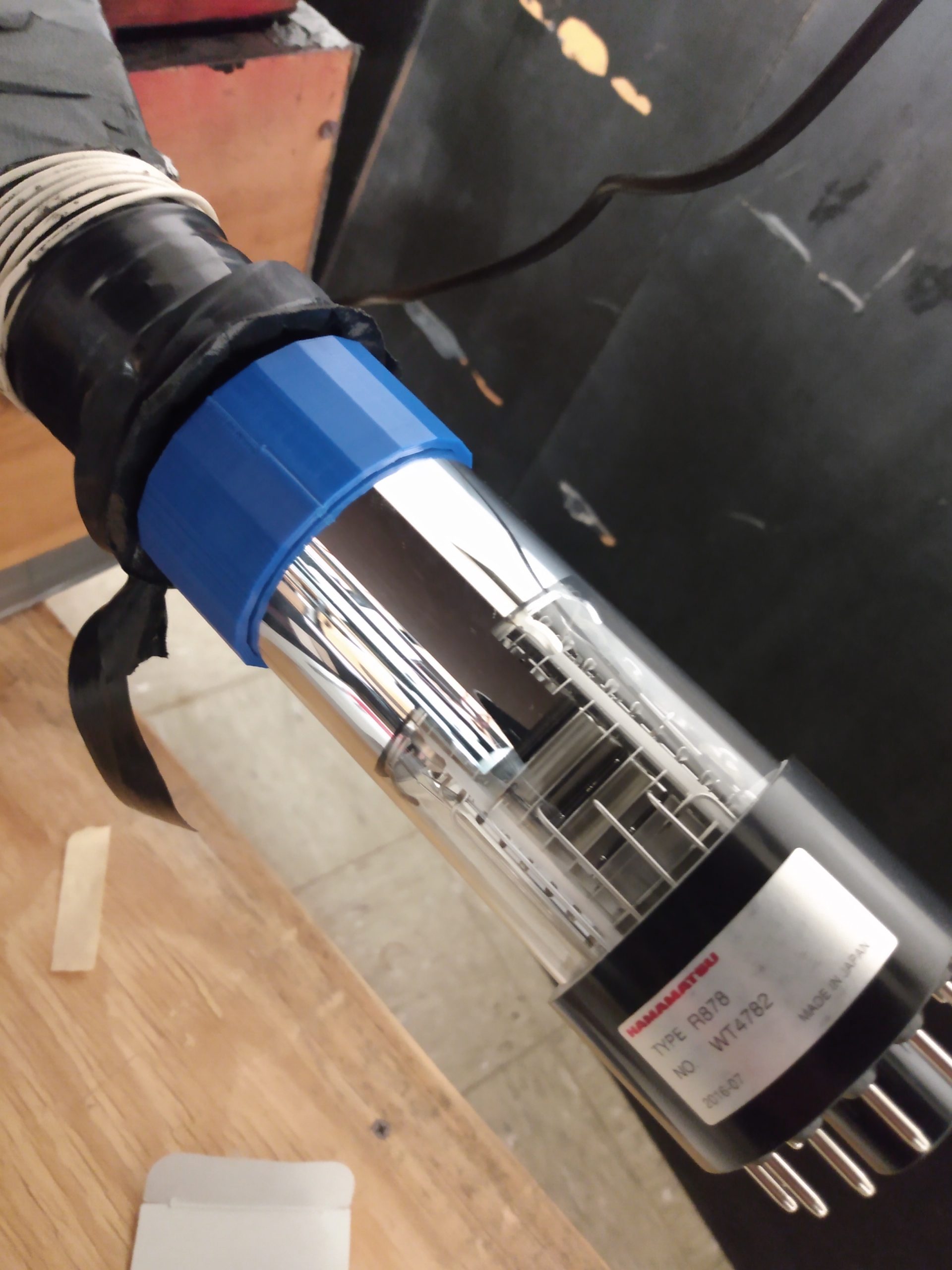 Sintilatör plakasından Lightpipe'a PMT Kuplajı - 6908011