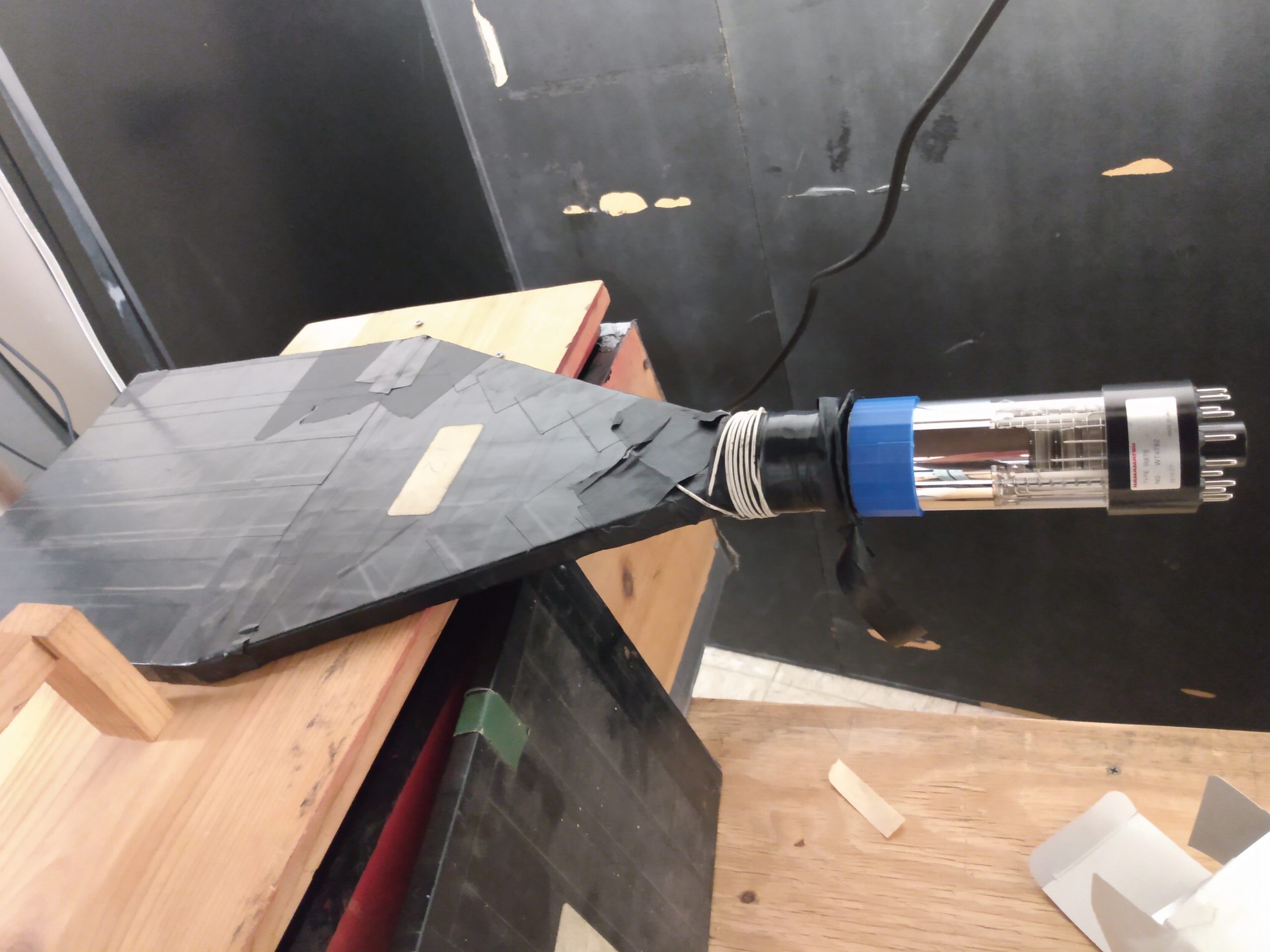 Sintilatör plakasından Lightpipe'a PMT Kuplajı - 6908011 - Görsel 2