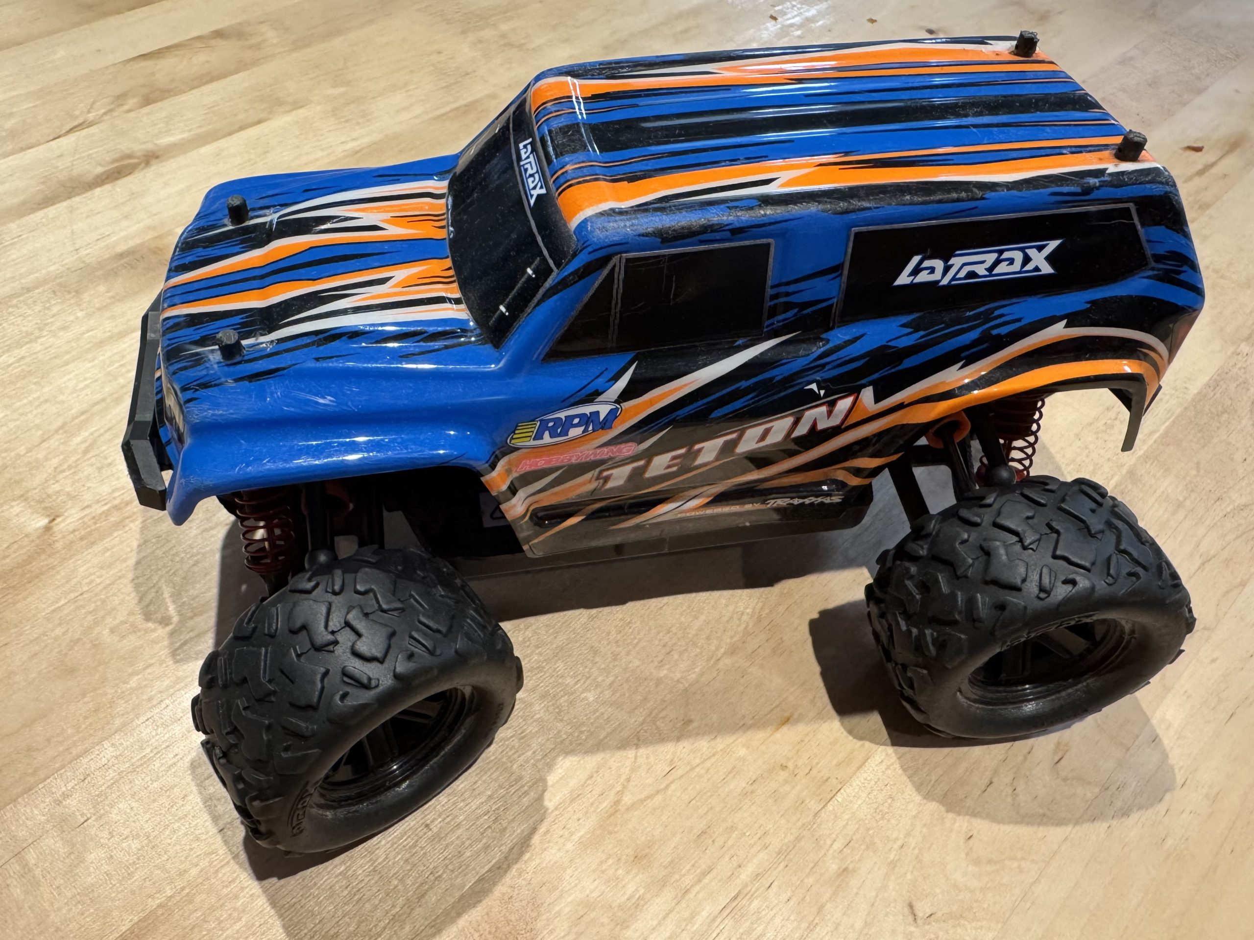 Latrax Teton 7530 Diferansiyel Muhafaza (Arka) Onarım Braketi Traxxas - 6904226 - Görsel 5