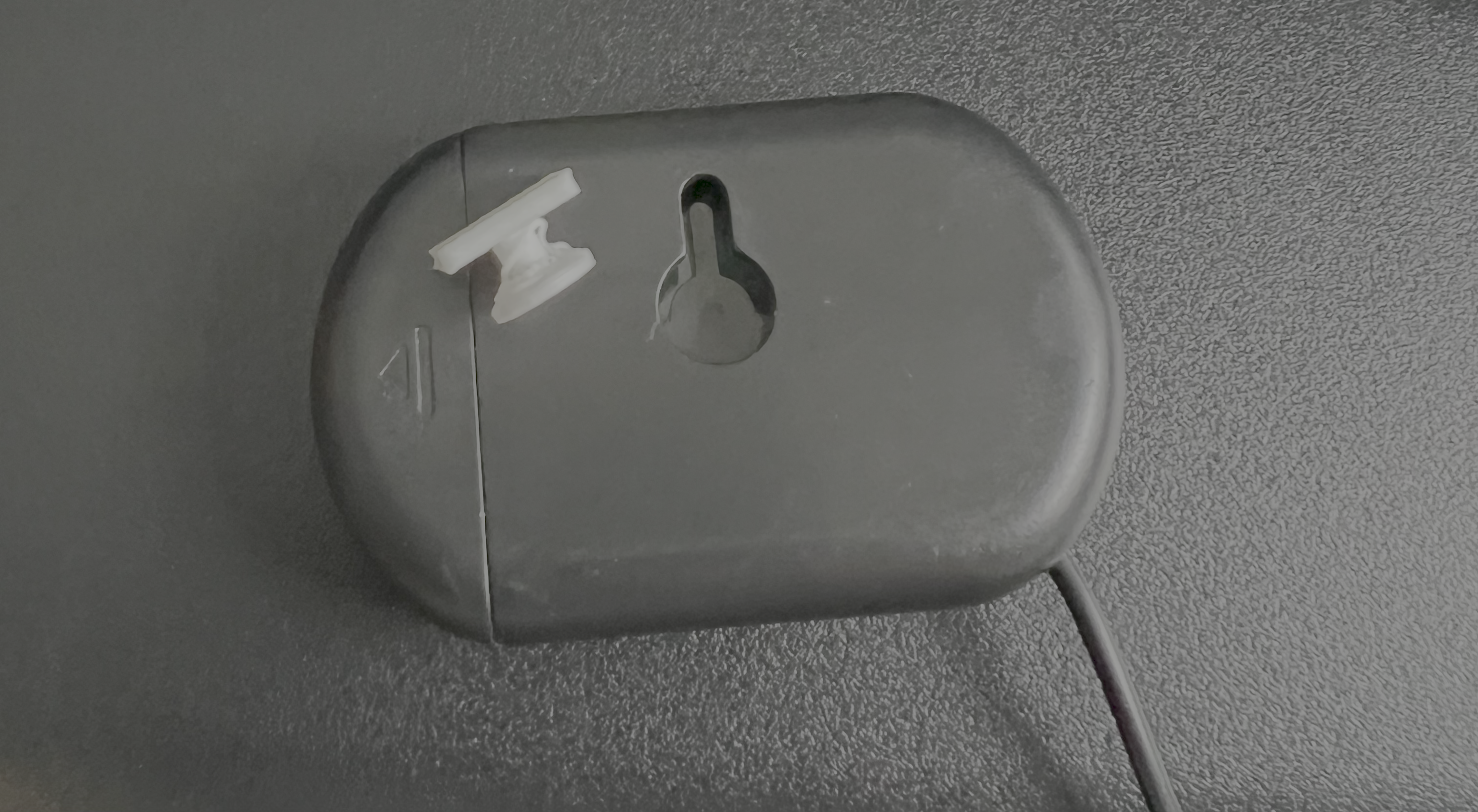 Basit ve küçük anahtar deliği montaj yuvası - 6907708 - Görsel 2