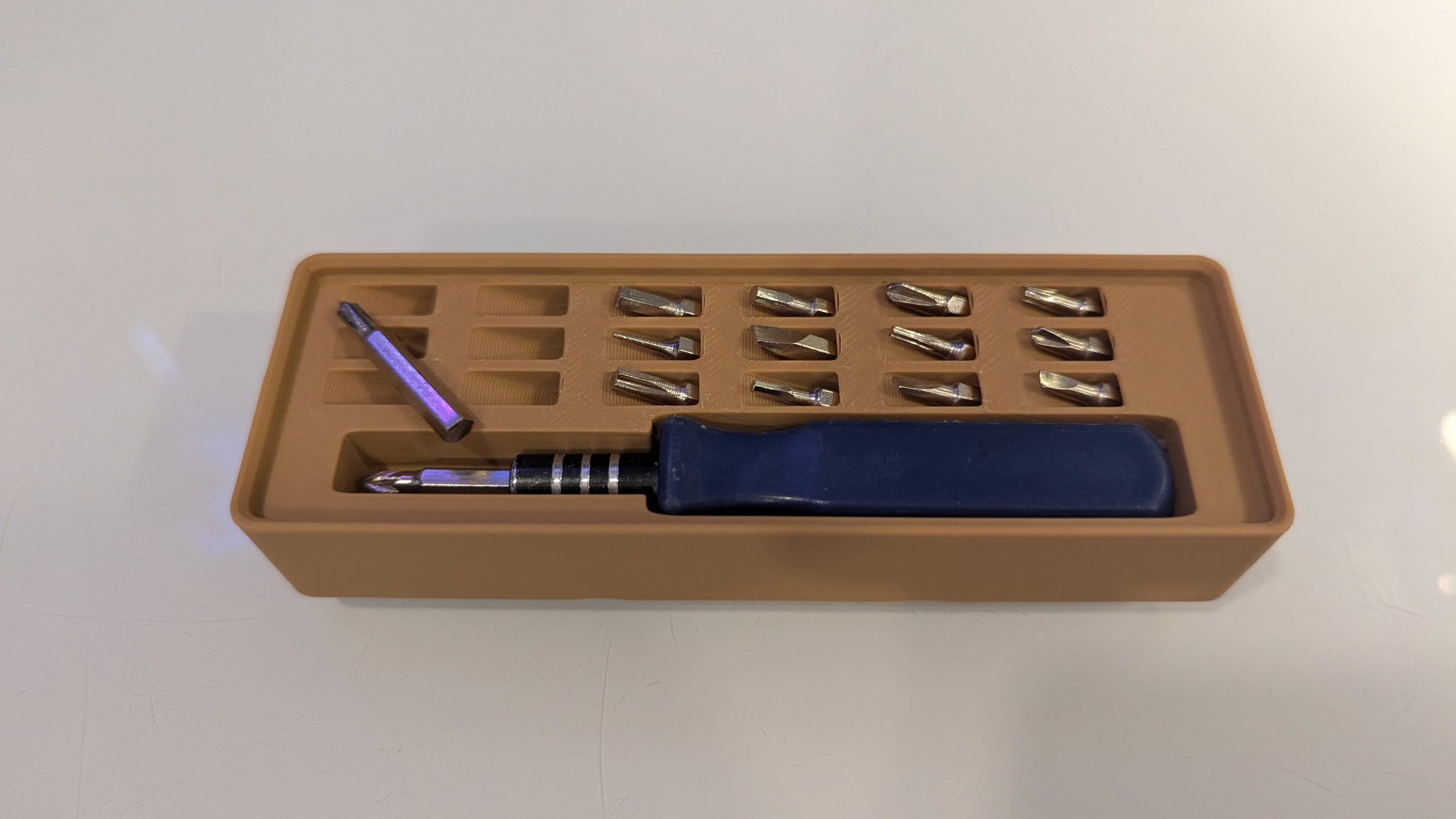 Jenerik Vida Termini ve Bitler-Gridfinity 3 × 1-4U-6906885