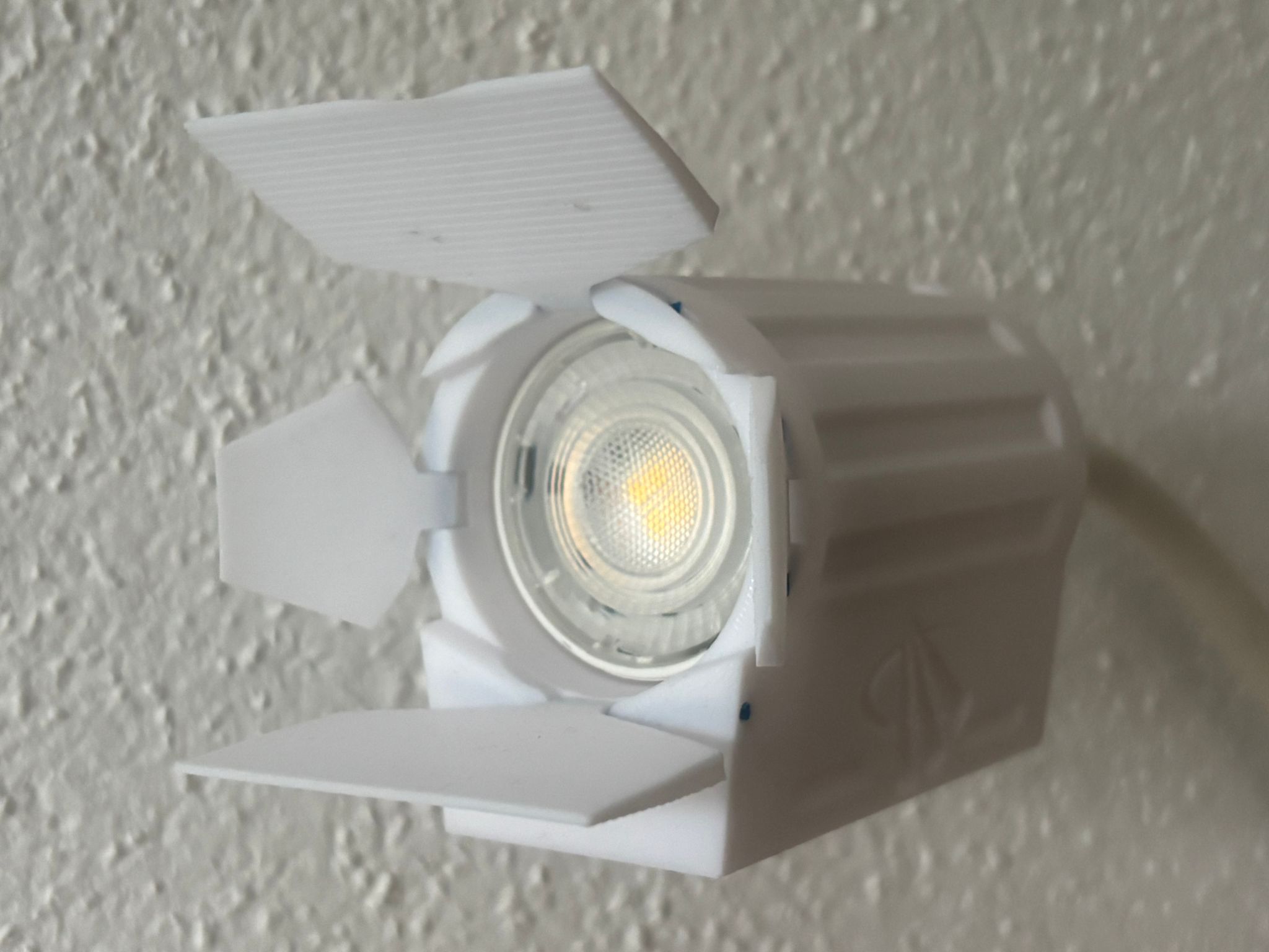 IKEA Nävlinge Lamba Kapağı - 6908337