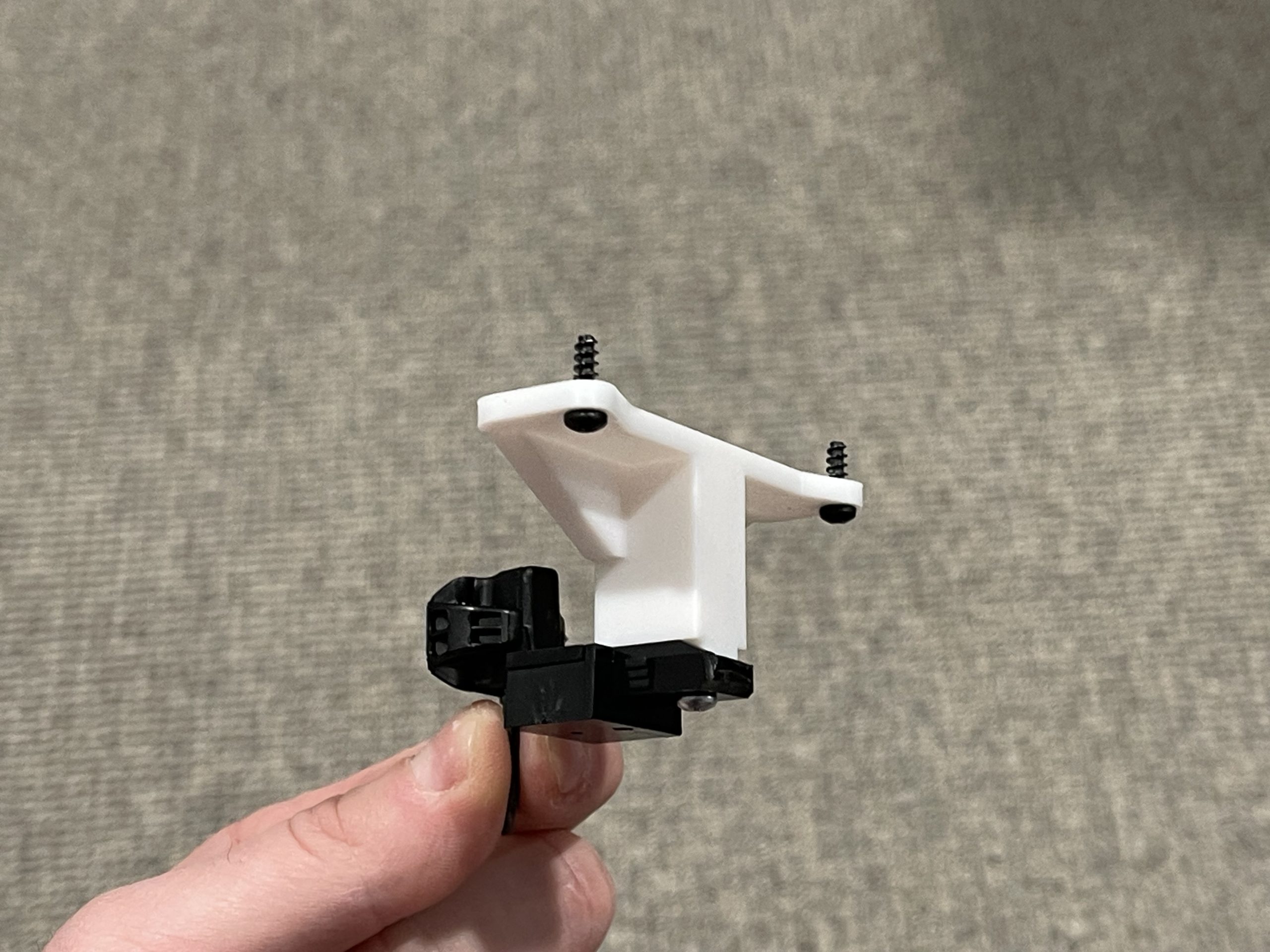 G Ölçeği LGB F7 Ön Kadee Mount - 6902336 - Görsel 4