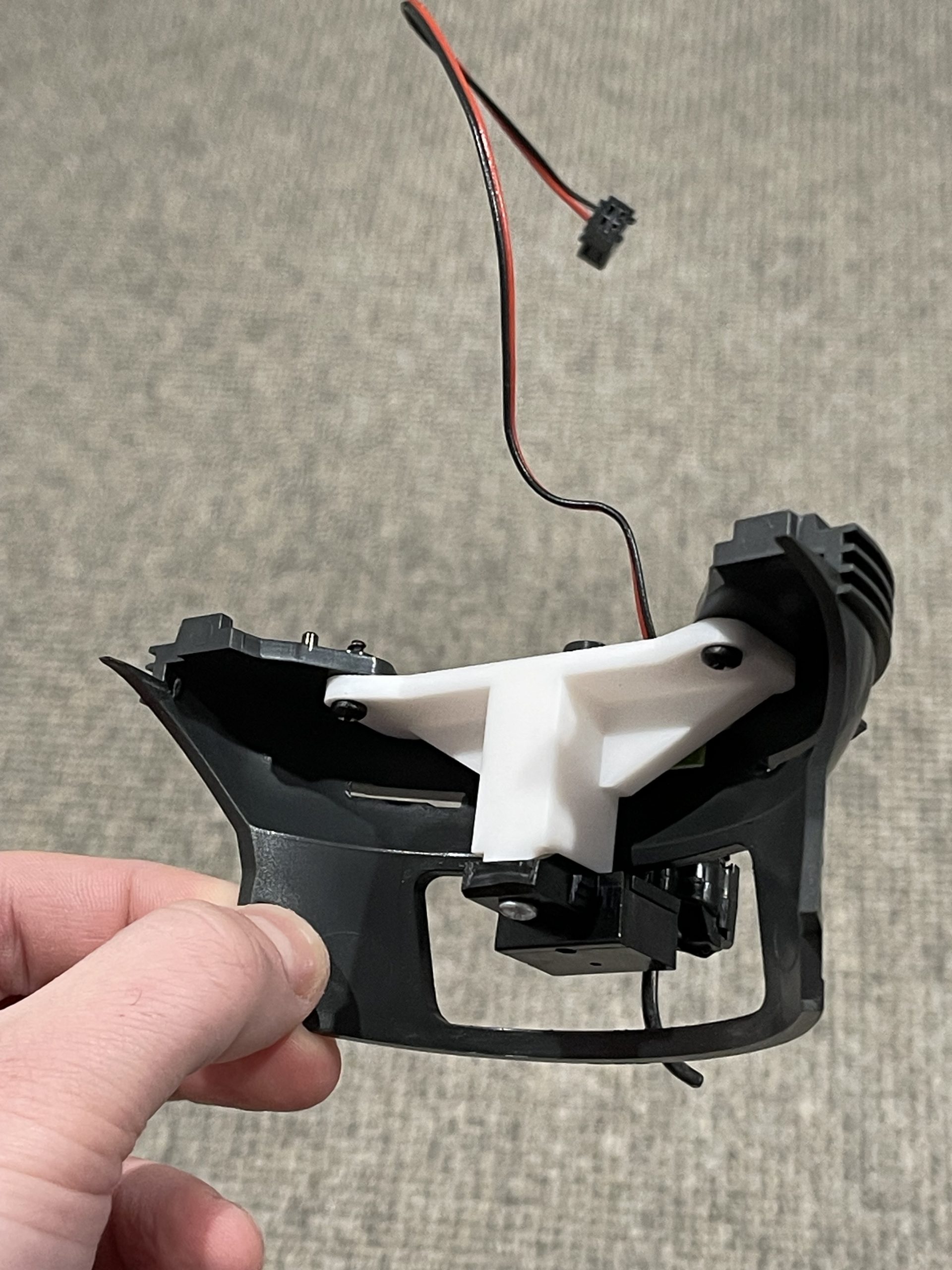 G Ölçeği LGB F7 Ön Kadee Mount - 6902336 - Görsel 5