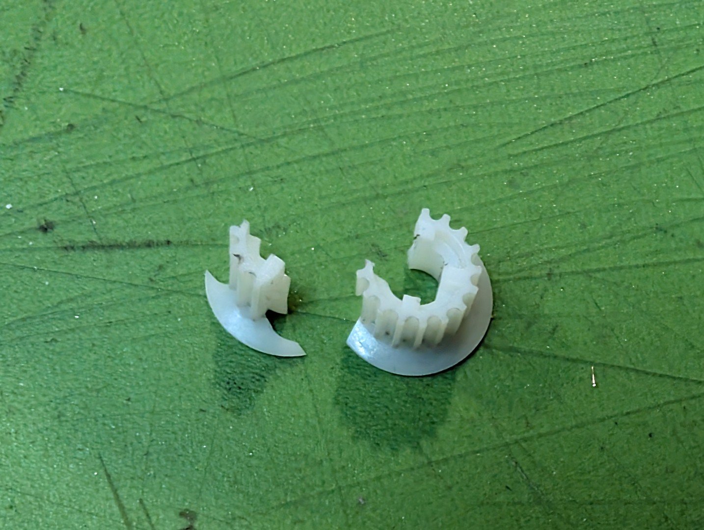 Silvercrest Monsieur Cuisine (SKMC 1200) için yedek dişliler - 6907160 - Görsel 4